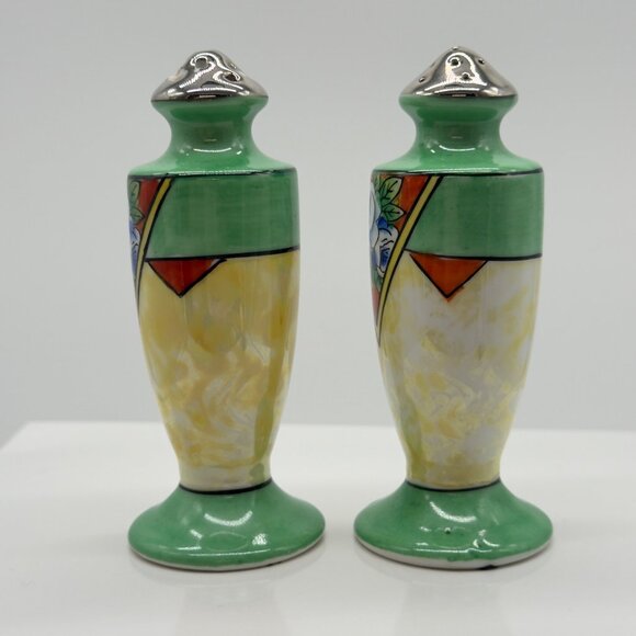 Vintage Hand-Painted Japanese Salt & Pepper Shakers Floral Design ** READ ** - Picture 3 of 10